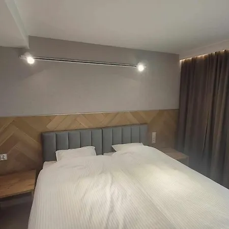 & Restauracja Wroblewscy * Karniewo