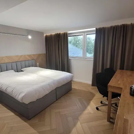 & Restauracja Wroblewscy ホテル