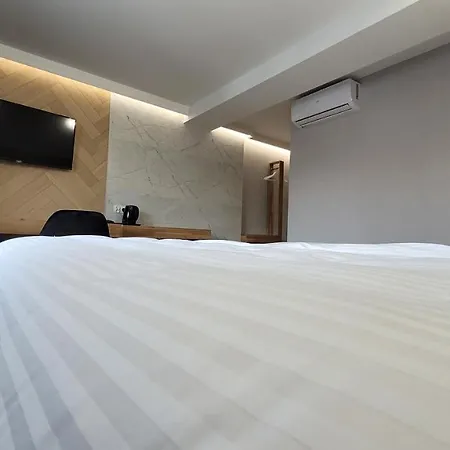 & Restauracja Wroblewscy Hotel *