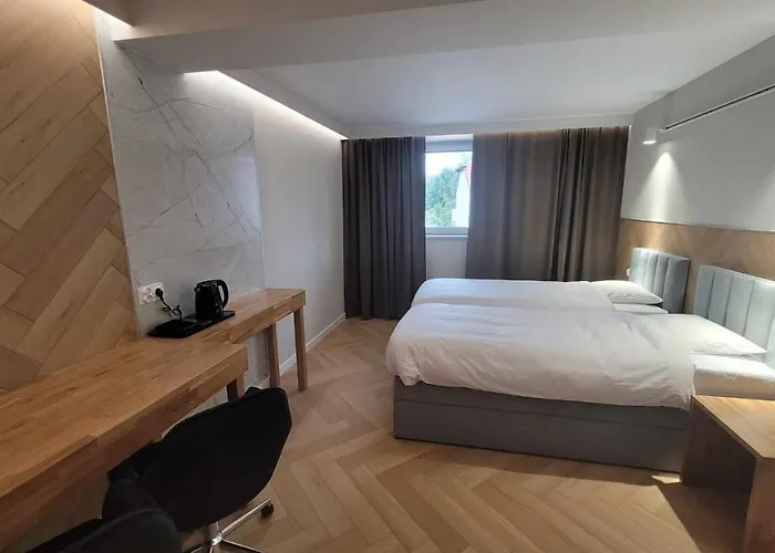 Hotel&restauracja Wróblewscy *